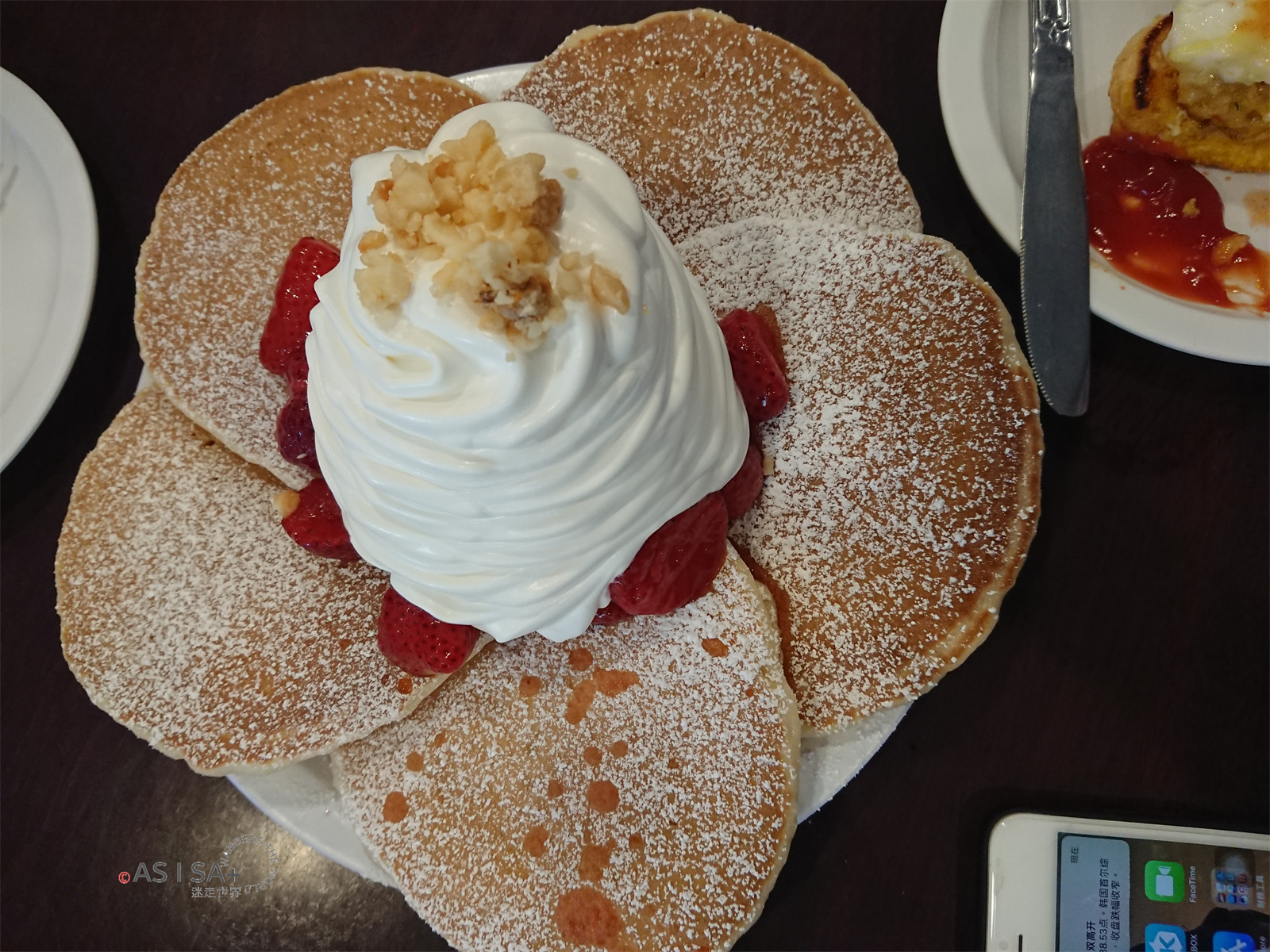 旅 美食。關島 | 來自夏威夷的浮誇系鮮奶油火山鬆餅Eggs’n Things