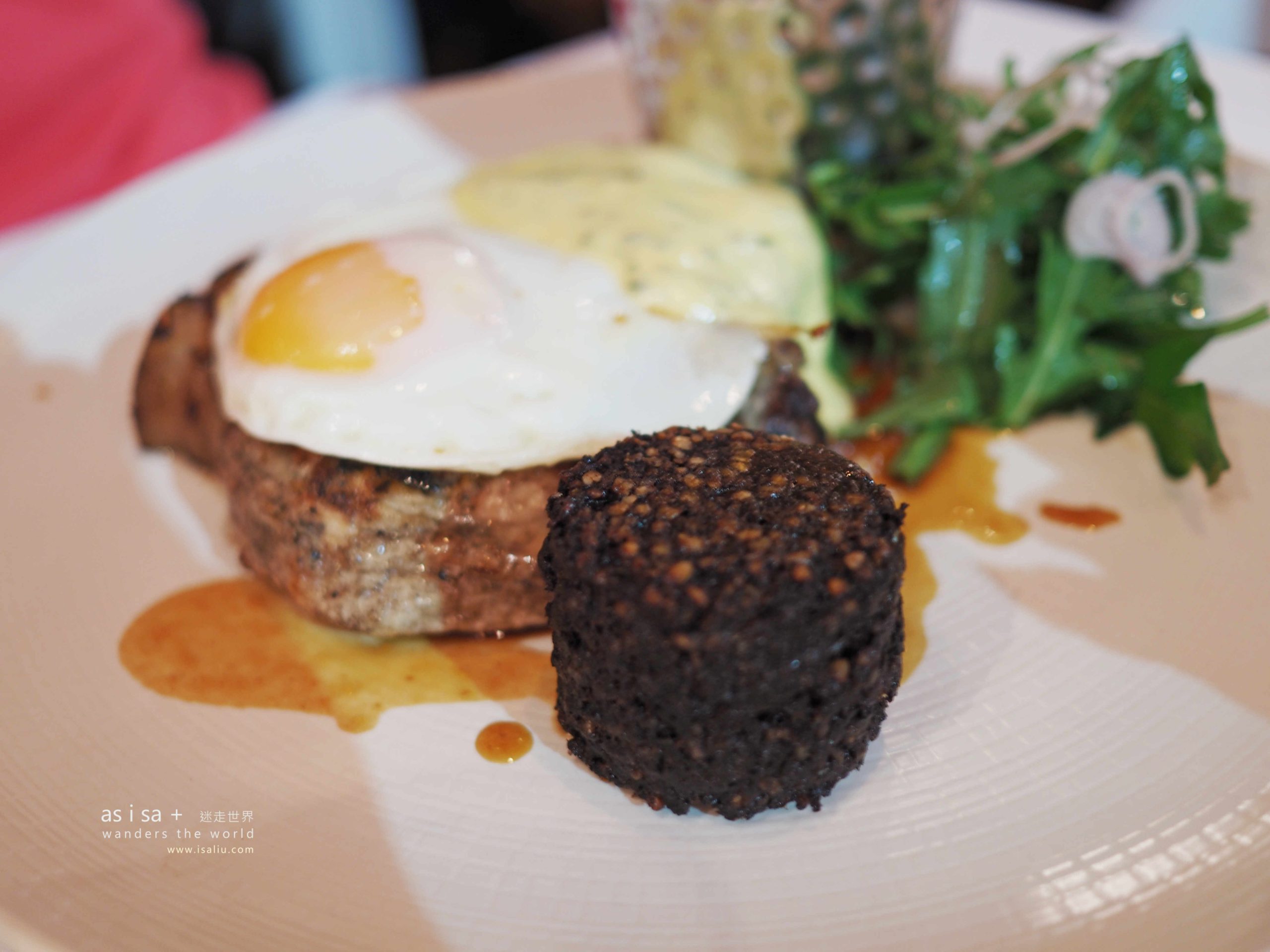 旅 美食。北愛爾蘭 | 貝爾法斯特經典美食 – 百年酒吧、在地啤酒、啤酒燉肉、暗黑料理黑布丁